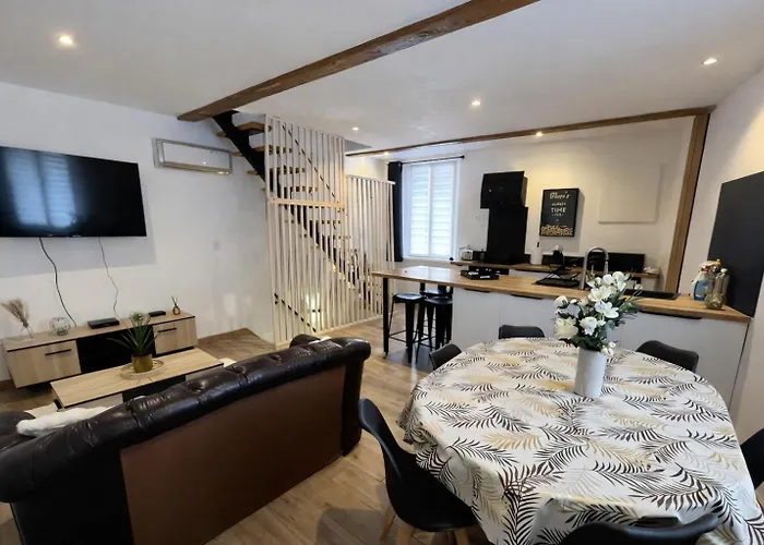 Maison Renovee Au Coeur De Perpignan